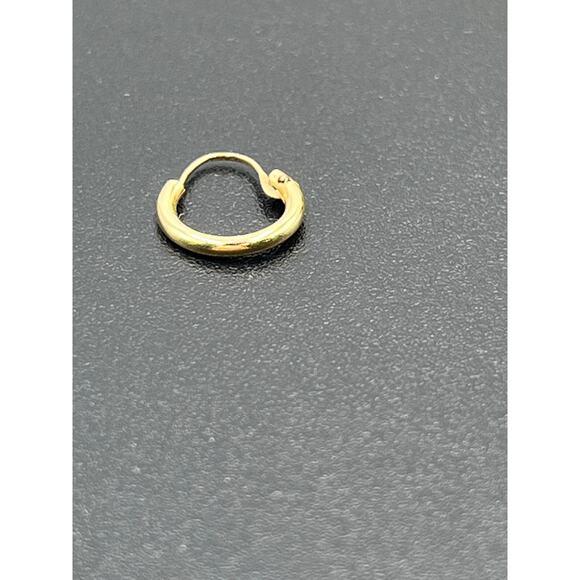 Carla Signed 14k Yellow Polished Gold Small Huggie Hoop Earrings - Picture 6 of 8